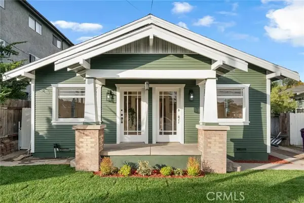 4027 11th, Long Beach, CA 90804