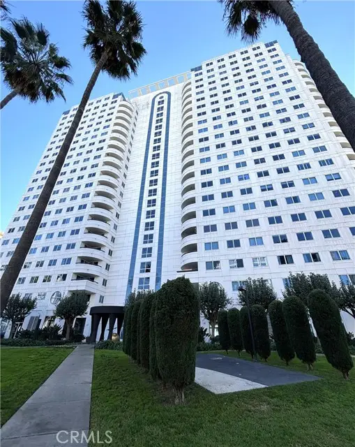 525 Seaside Way  #1801, Long Beach, CA 90802 - Image #1