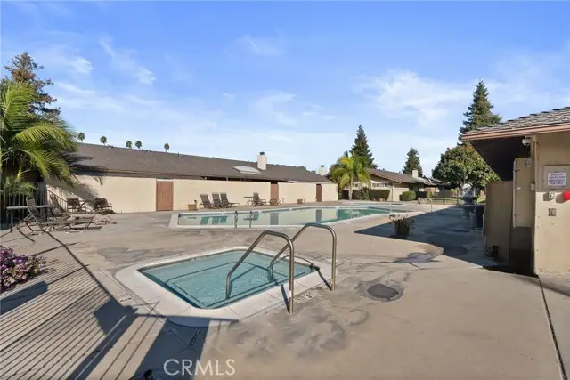 134 Magnolia Avenue  #4C, Anaheim, CA 92804 - Image #2