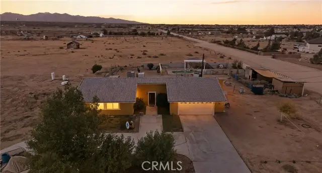10080 Deep Creek, Apple Valley, CA 92308 - Image #2