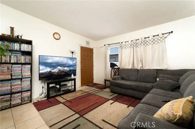 7225 Barton, San Bernardino, CA 92404 - #3
