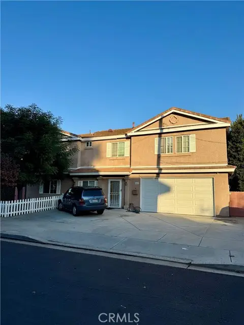 2057 Bush, Santa Ana, CA 92706