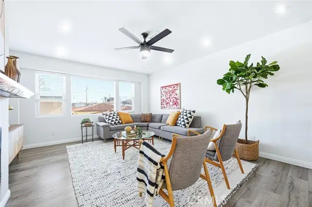 825 6th Street  #3, San Pedro, CA 90731 - Image #2