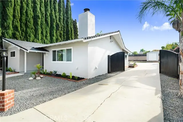 946 W Kendall, Corona, CA 92882 - #3