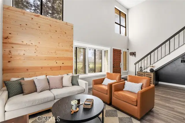 9832 Karmont Avenue, South Gate, CA 90280 - #3