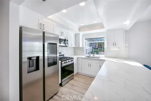 918 Hyde Court, Costa Mesa, CA 92626 - Image #3