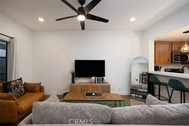 720 4th  #110, Long Beach, CA 90802 - Image #2