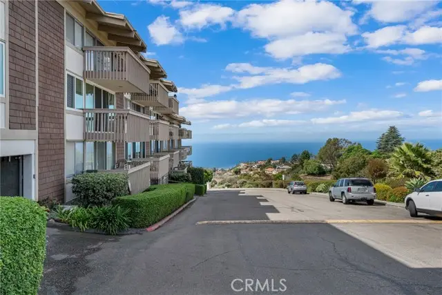 6542 Ocean Crest Drive  #D204, Rancho Palos Verdes, CA 90275 - Image #1