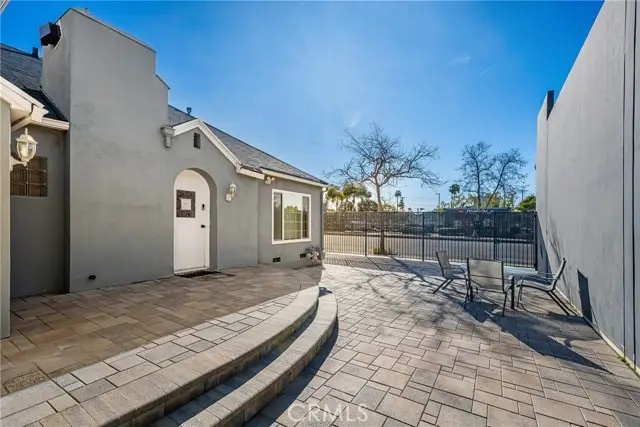801 17th Street, Santa Ana, CA 92706 - Image #3