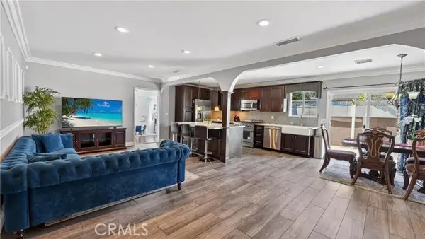 2422 Bern, Santa Ana, CA 92706