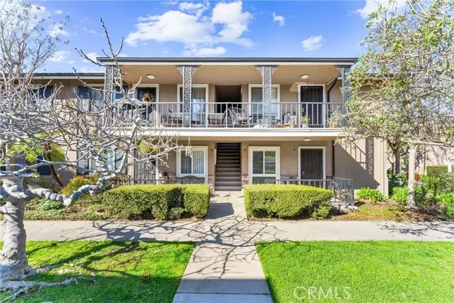 660 Glassell Street  #14, Orange, CA 92866 - Image #1