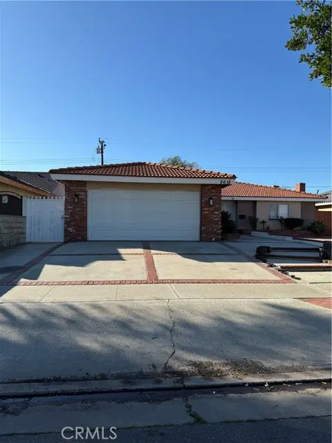 2618 Pacific, Santa Ana, CA 92704