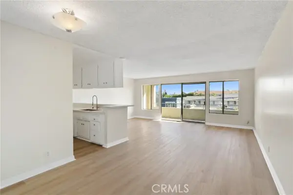 1187 3rd Street  #215, Long Beach, CA 90802