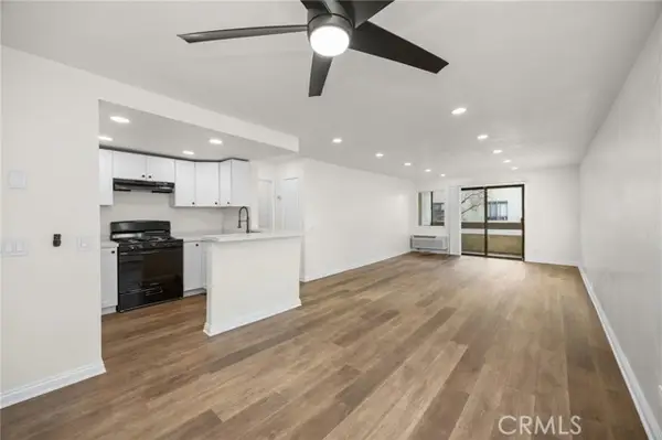 600 3rd  #B205, Santa Ana, CA 92701