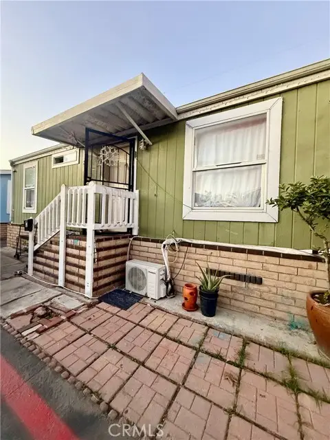 2191 Harbor Boulevard  #3, Costa Mesa, CA 92627 - Image #2