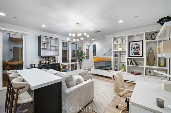 20452 Santa Ana Ave  #B, Newport Beach, CA 92660