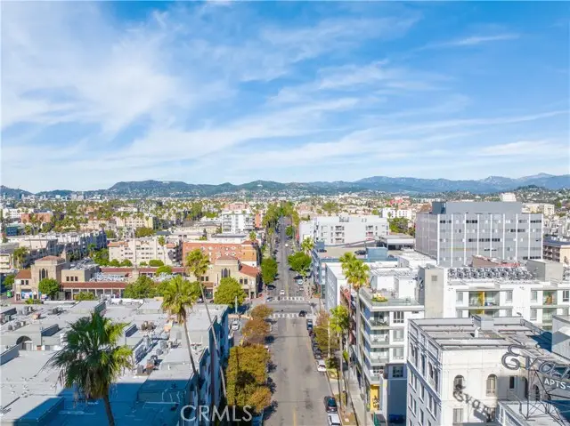 631 Kenmore, Los Angeles, CA 90005 - Image #3