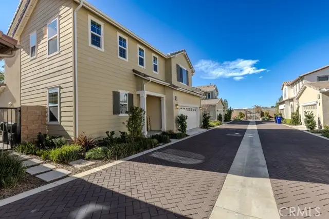 7082 Mallow Drive  #2, Fontana, CA 92336 - Image #3