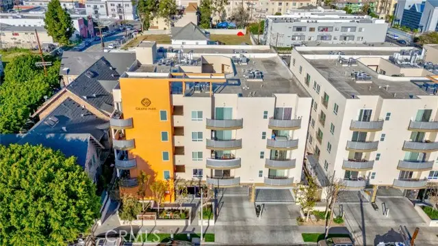 2321 10th Street  #402, Los Angeles, CA 90006 - Image #3