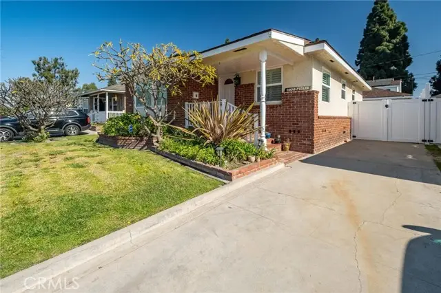 4838 Fidler Avenue, Long Beach, CA 90808 - Image #2