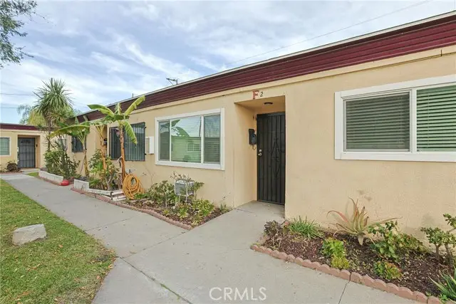 4109 5th  #F2, Santa Ana, CA 92703 - Image #2