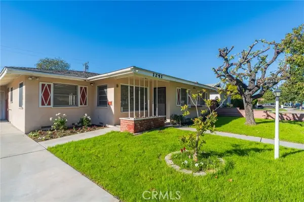 1241 Walnut, Anaheim, CA 92802