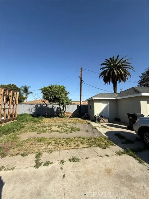221 Howard Street, Corona, CA 92879 - #3