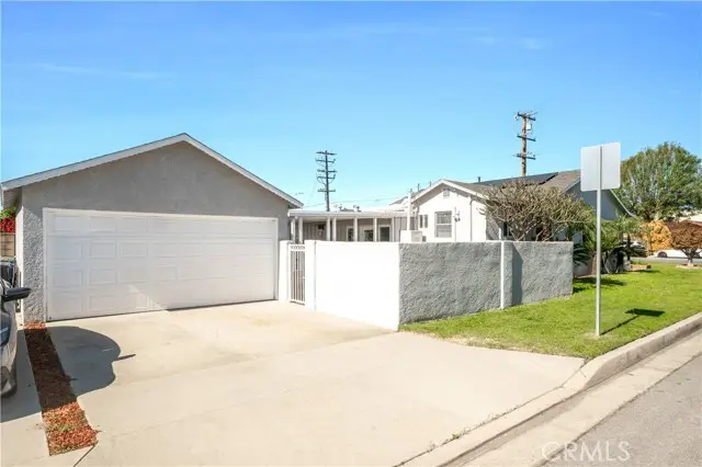 10358 Trabuco, Bellflower, CA 90706 - #3