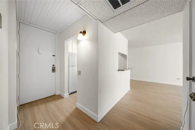 421 La Fayette Park Place  #726, Los Angeles, CA 90057 - #2