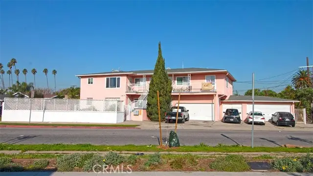 2815 Hyde Park, Los Angeles, CA 90043 - #2