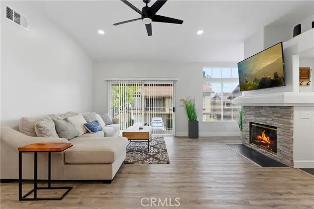 8070 Oak Ridge Circle, Anaheim, CA 92808 - #2