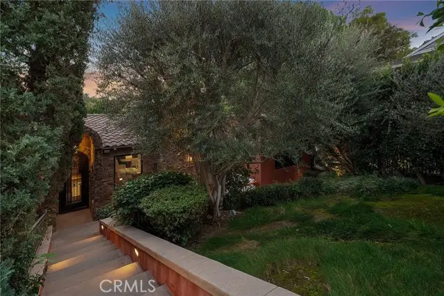 3310 Bennett Drive, Los Angeles, CA 90068 - #3