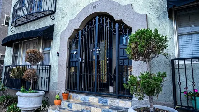 219 Redondo Avenue, Long Beach, CA 90803 - #2