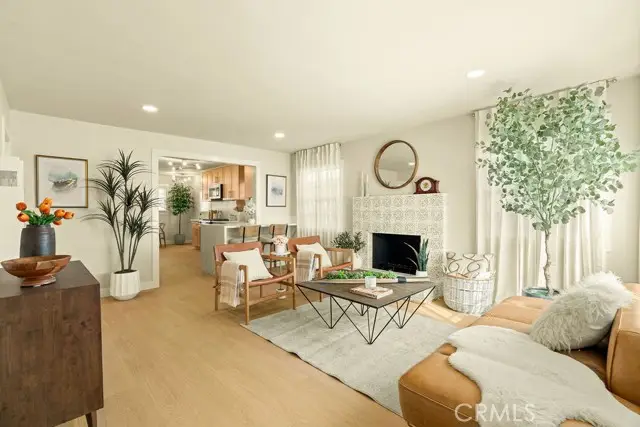 3929 W. 119th Pl, Hawthorne, CA 90250 - #2