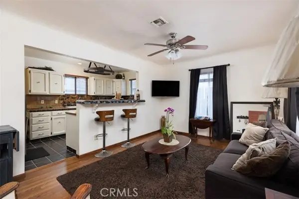 5851 Premiere Avenue, Lakewood, CA 90712