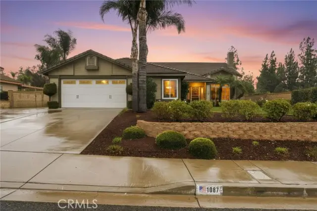 1087 Mission Grove, Riverside, CA 92506 - #2