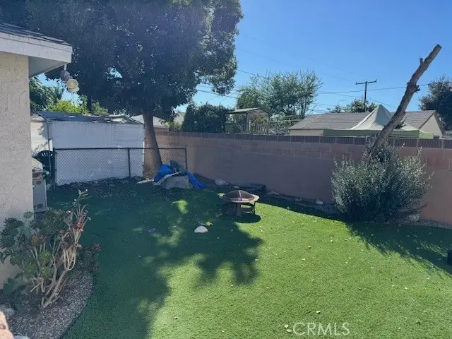 1050 72nd, Long Beach, CA 90805 - #2