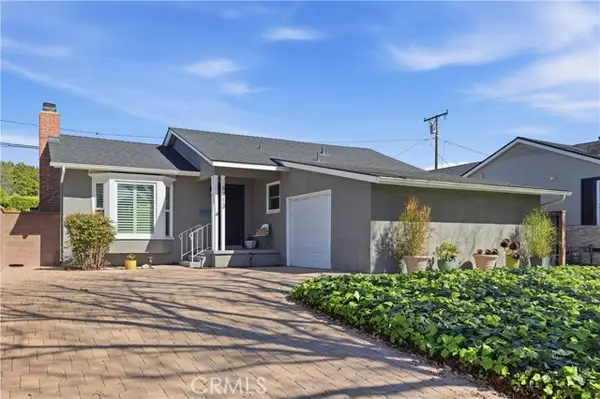 6713 El Salvador, Long Beach, CA 90815