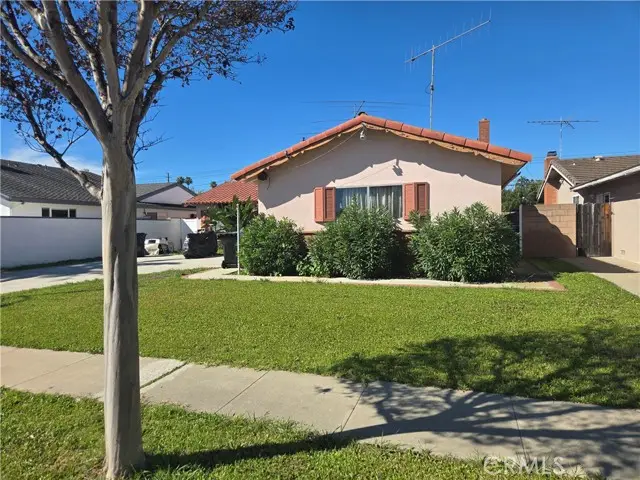 17641 Santa Maria, Fountain Valley, CA 92708 - #2
