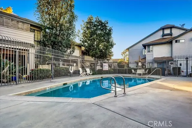 883 34th Street  #N, Long Beach, CA 90806 - #3