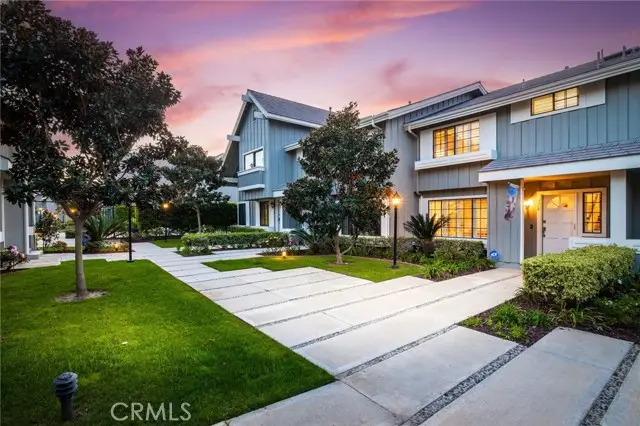 328 Regatta Way, Seal Beach, CA 90740 - #3