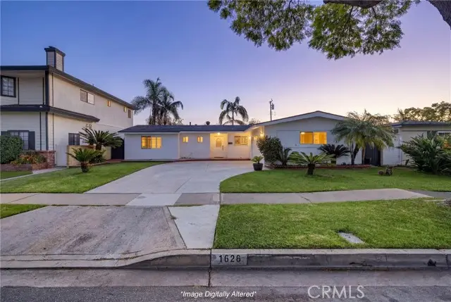 1626 15th, Santa Ana, CA 92701 - #2