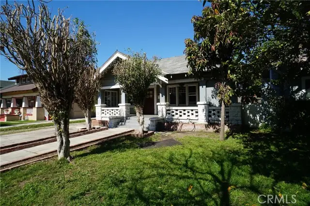1323 41st, Los Angeles, CA 90037 - #3