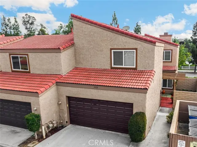 1428 Vista Grande, Fullerton, CA 92835 - #1