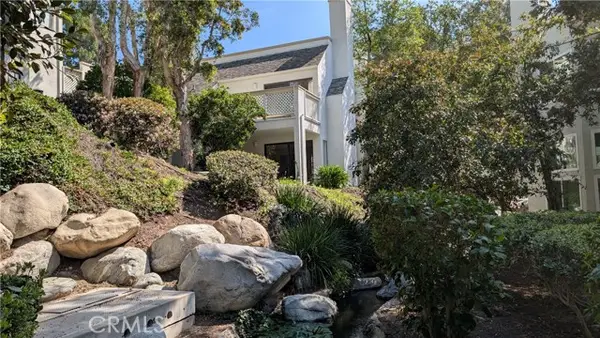 190 Singingwood, Orange, CA 92869