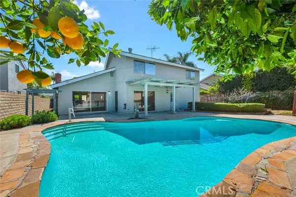 13561 Dean Street, Tustin, CA 92780