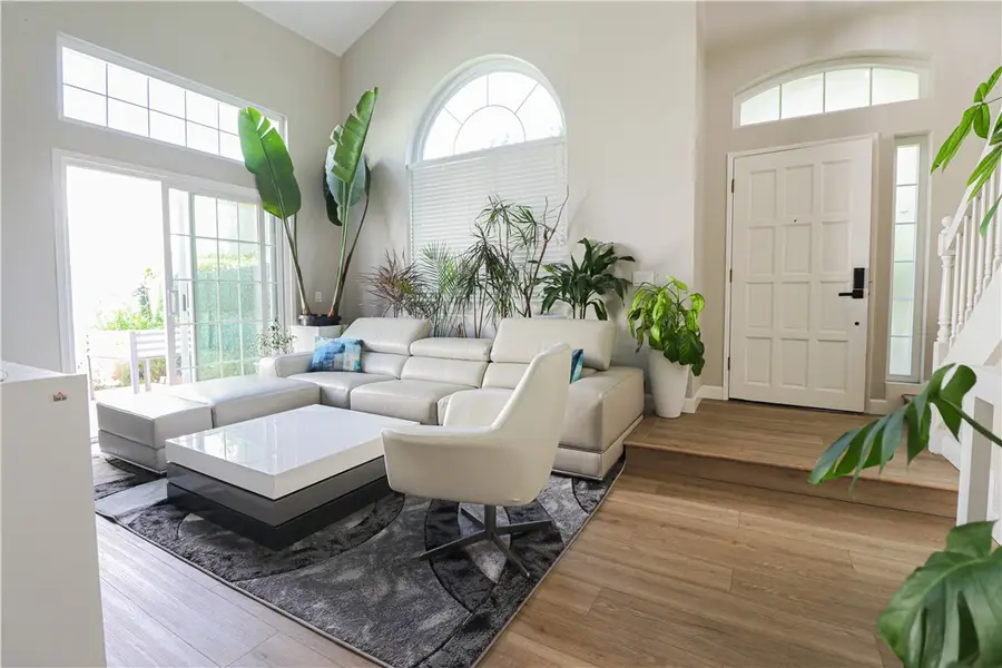 730 Breeze Hill, Vista, CA 92081 - #3