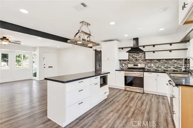 608 Brentwood, Orange, CA 92865 - #2