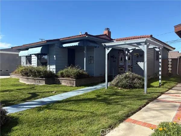 2703 Knoxville, Long Beach, CA 90815