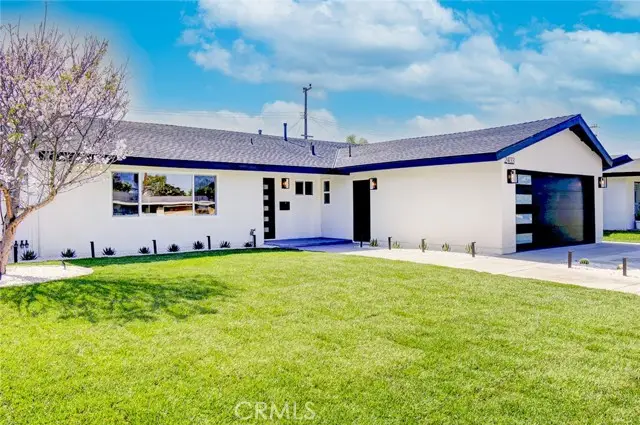 2433 Littleton, Costa Mesa, CA 92626 - #3
